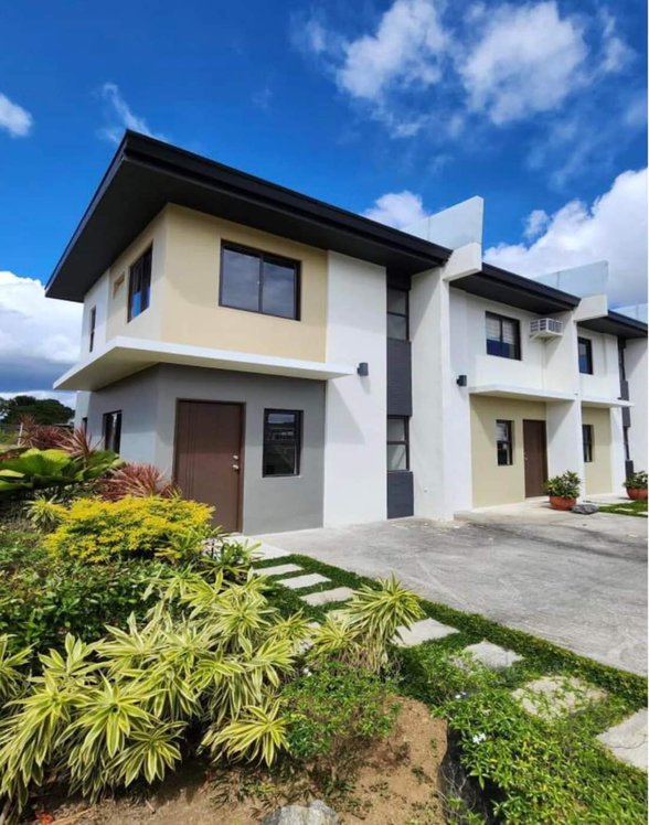 Pet Friendly House And Lot For Sale Trece Martires Cavite [474