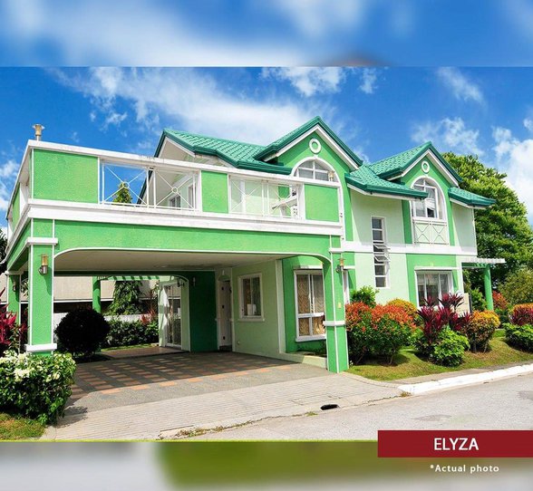 RFO with garden 5 BR House Sta Rosa Heights Silang House and Lot in