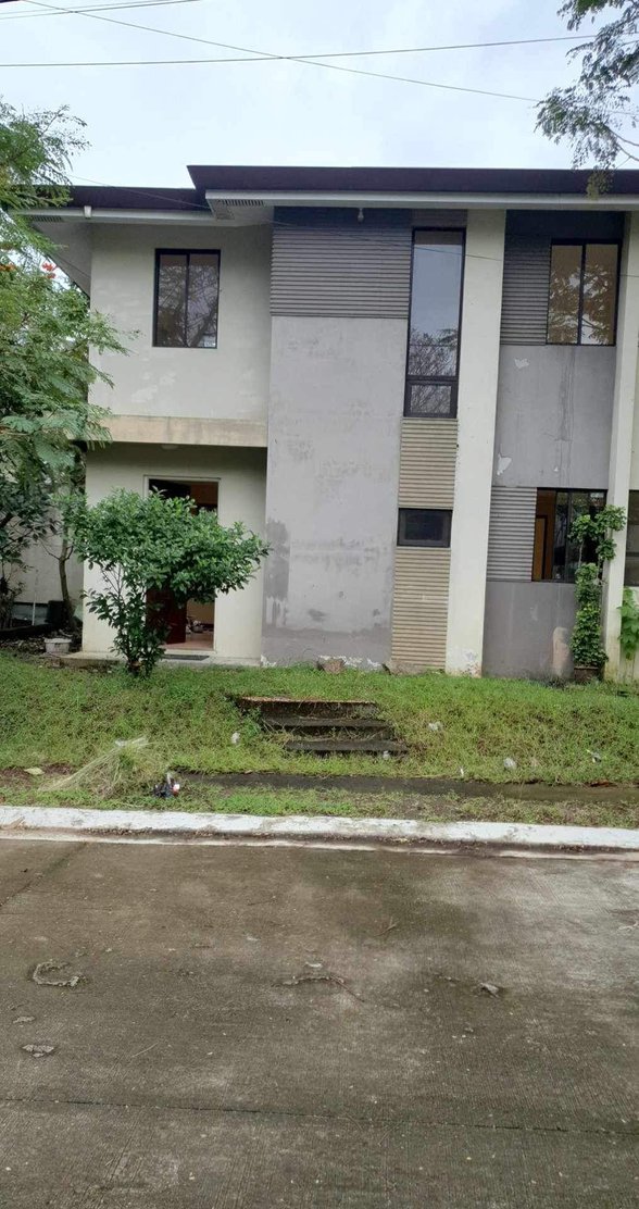 Single Attached House For Rent Nuvali Calamba Laguna [6 Properties