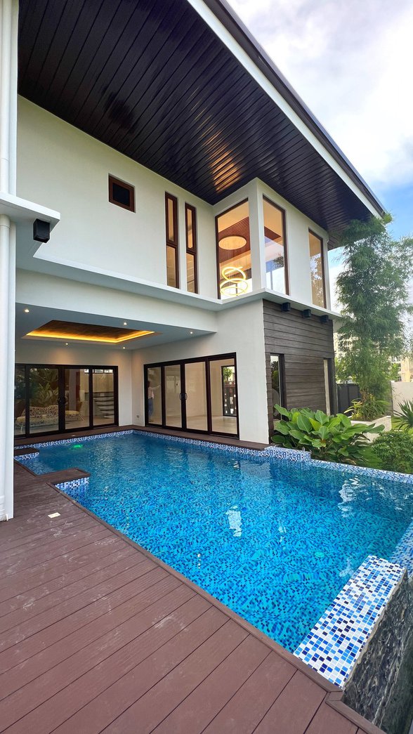 7 Car Parking House And Lot For Sale Mactan Lapu Lapu Cebu 🏘️ [2