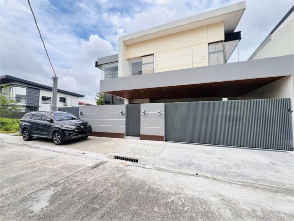 High End Luxury House And Lot For Sale Fairview Quezon City [1,008 ...