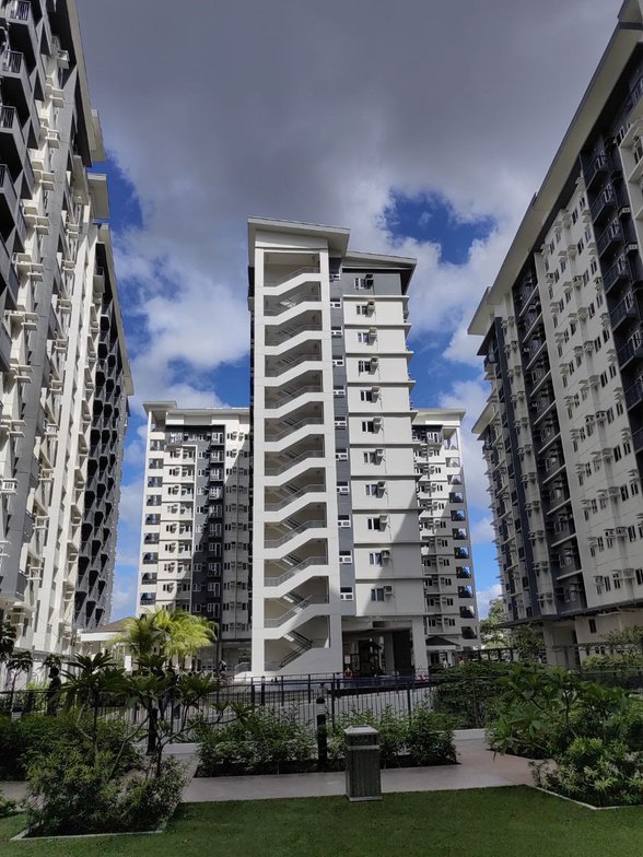 Pag Ibig Condo For Sale Bay City Manila Bay Freeport Zone Pasay 🏙️