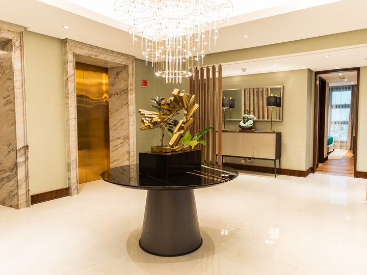 Luxury Condominium in Makati's Legazpi Village