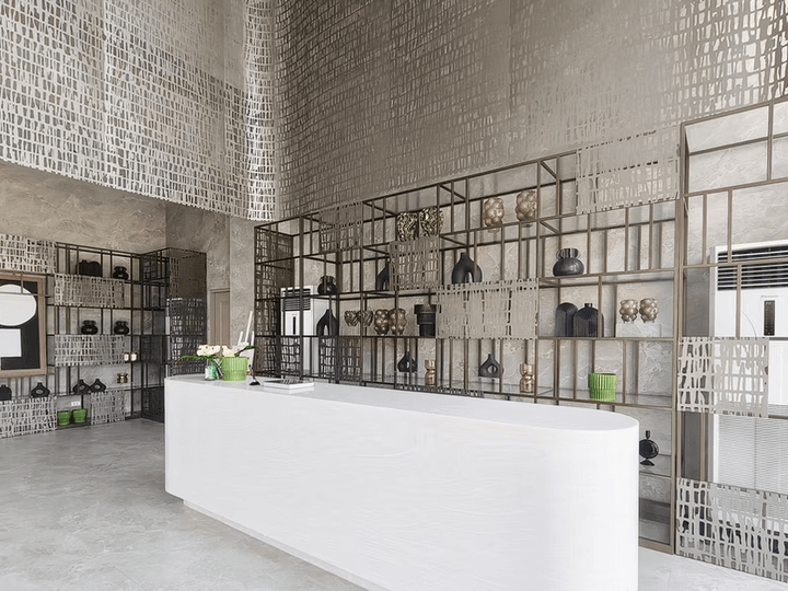 Pag-IBIG or Bank Financing Move-in Ready One-Bedroom Condo in Prestigious Las Pinas Development