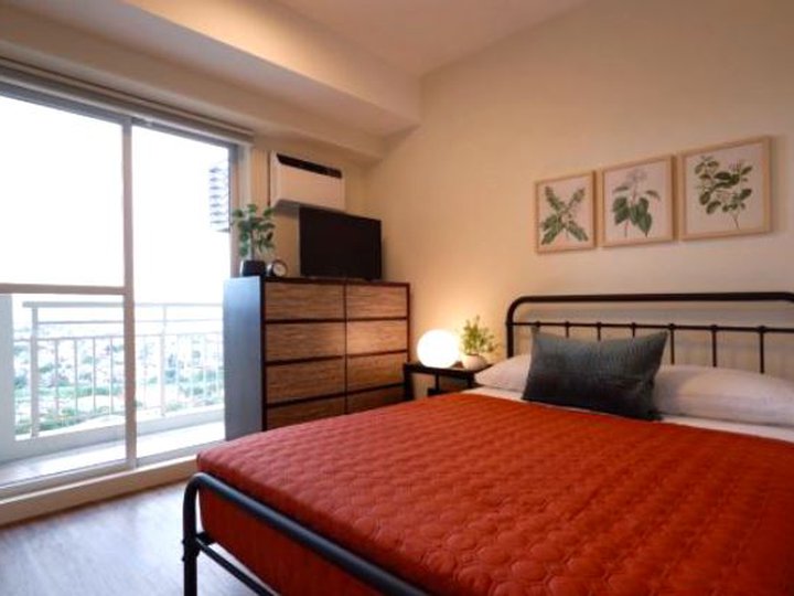 Ready for Occupancy Rent To Own Condo for Sale Bank Financing: DMCI Homes Prisma Residences Pasig