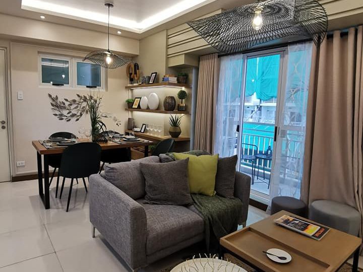 Luxurious 183 sqm 3BR condo at The Erin Heights, near future MRT-7 station