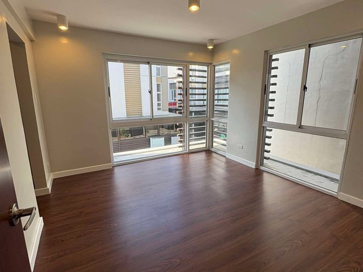 Ready For Occupancy Furnished 4-bedroom Townhouse For Sale in Diliman Quezon City