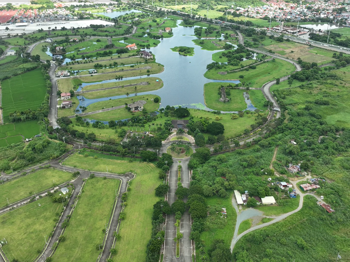 Invest and Own Residential Lot for Sale in South Lake Village Santa Rosa Laguna: 4 ytp ZERO Interest