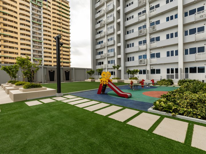 Modern Makati Mixed-Use Development with Skyline Views