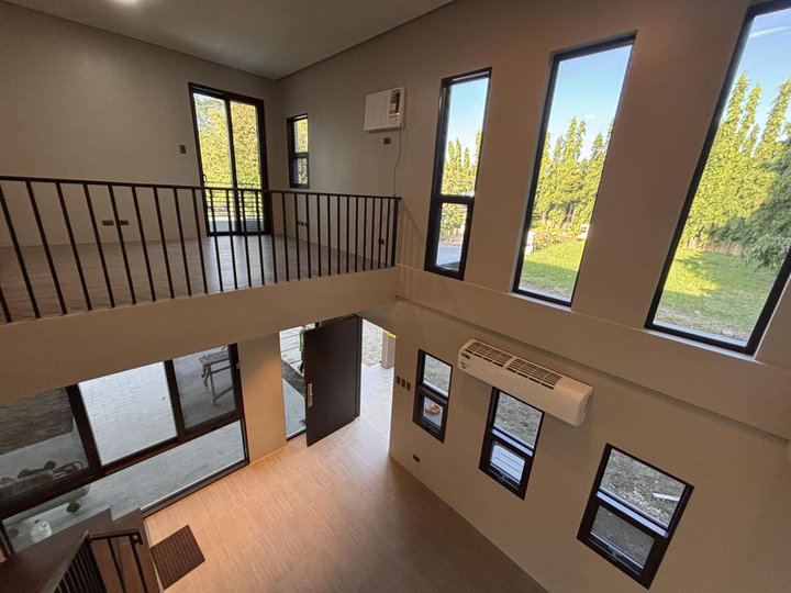 Luxury Living in Brentville International Community beside Brent School: House and Lot for Sale