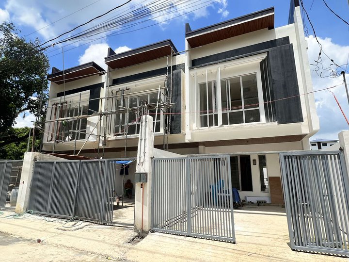 4-bedroom Townhouse For Sale in Antipolo Rizal