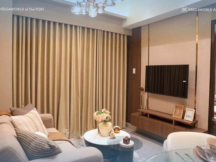 Luxury Living at Uptown Modern: 54-Story Tower in Bonifacio