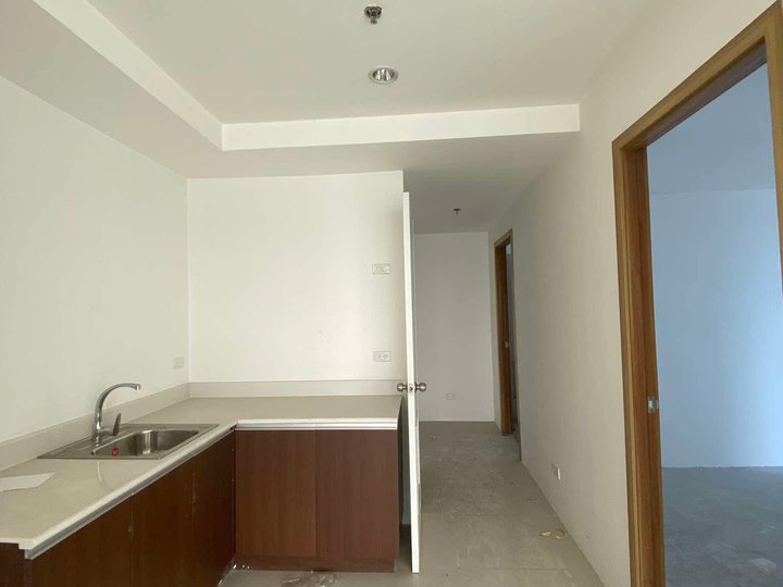 Grand Riviera Suites: Luxury Condos in Manila Bay Freeport Zone