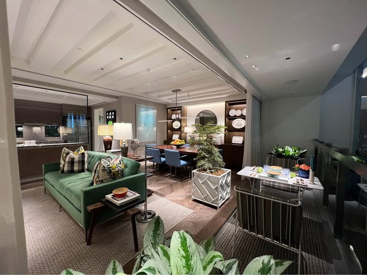 2BR Condo for Sale Edades West Rockwell Center Makati: Pay Cash, Get Maximum Discount