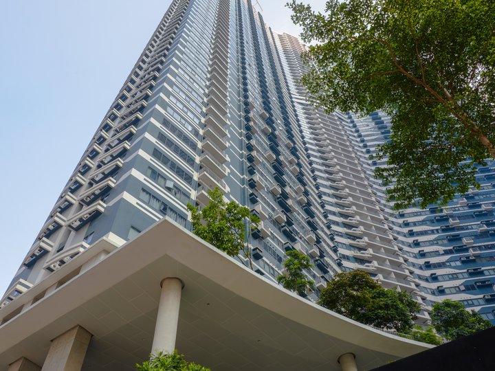 28 sqm 1-bedroom Residential Condo For Sale in Makati