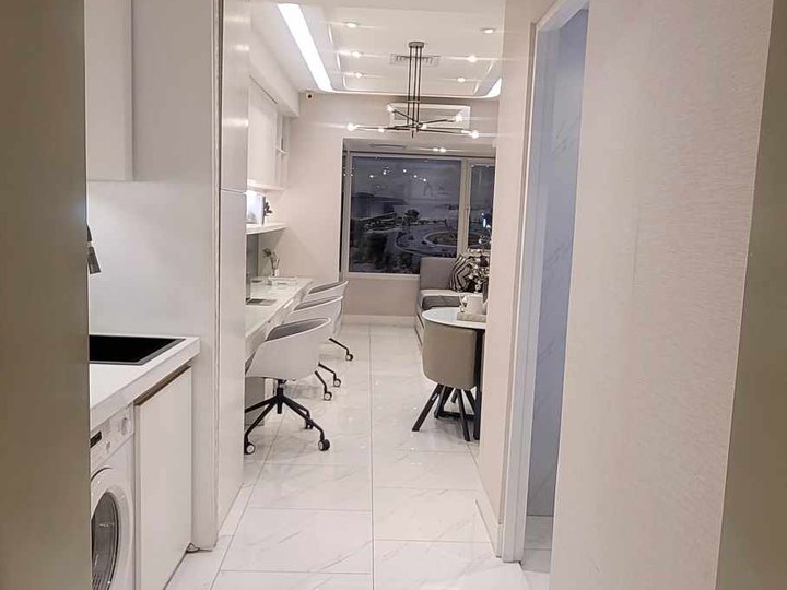Photo inspiration: Residential Condos For Sale With Sales Office Reference: Easy Move In Promo Ice Tower Residential Offices Condo For