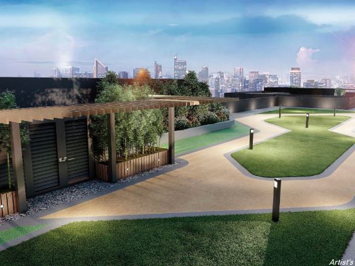 Elegant studio condo in prime Makati location