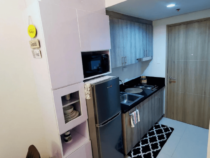 Luxury Condominium Units at S Residences in Mall of Asia Complex