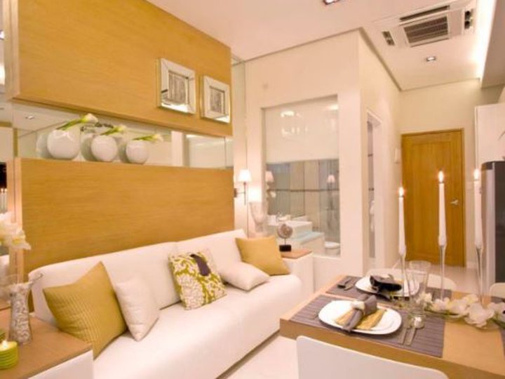 Upscale resort-style condo in Pasay's Mall of Asia Complex