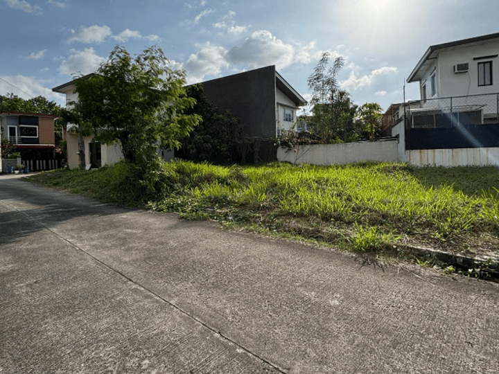 288 sqm Residnetial Lot in Gated Community Estate in Prime Binan Location