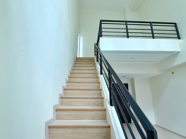 Luxury Condo Unit Located in Avant at The Fort, BGC