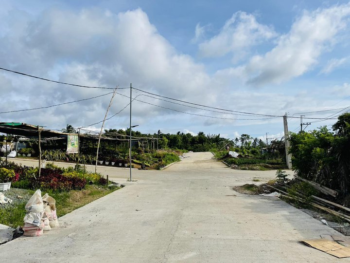 Lot for Commercial near Tagaytay Flower Market