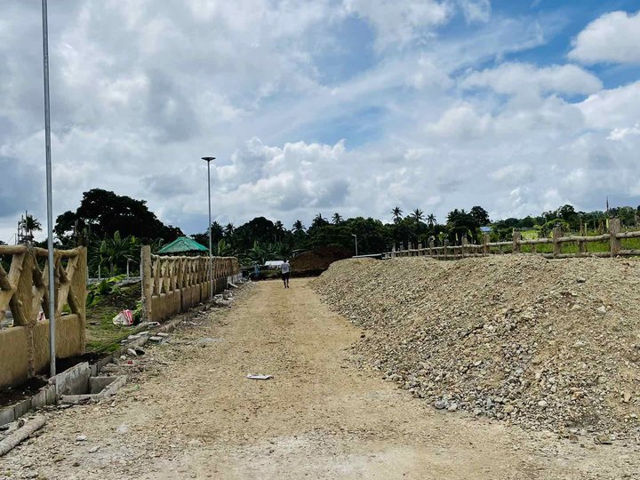 Lot for sale in Cavite with Tagaytay weather