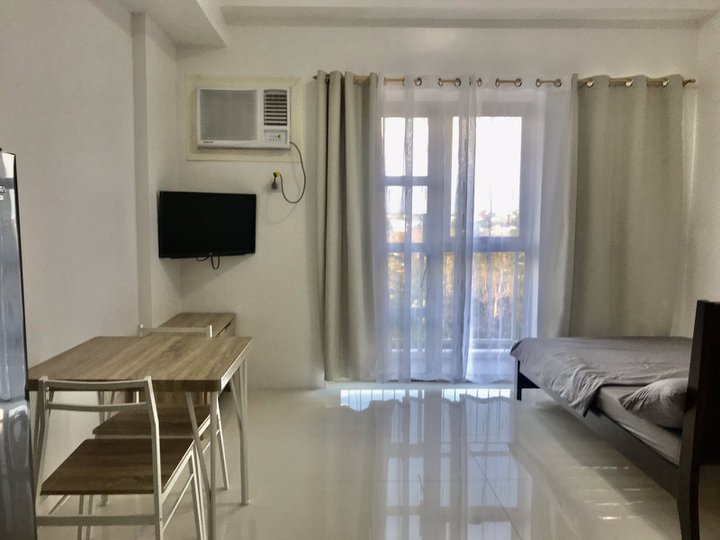 Studio-8 Condo Fully Furnished For Rent in Quezon City / QC