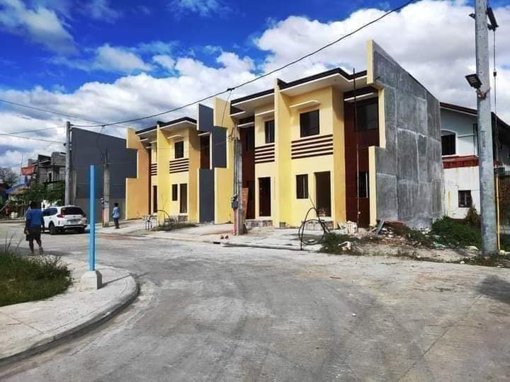 2-bedroom Townhouse For Sale in Cainta Rizal - Birmingham Camden