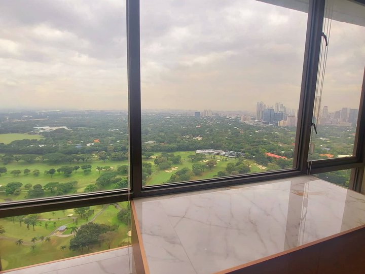 GOOD DEAL: Bellagio 3 - 2 Bedroom Unit, 91.5 Sqm., Golf Course View, BGC