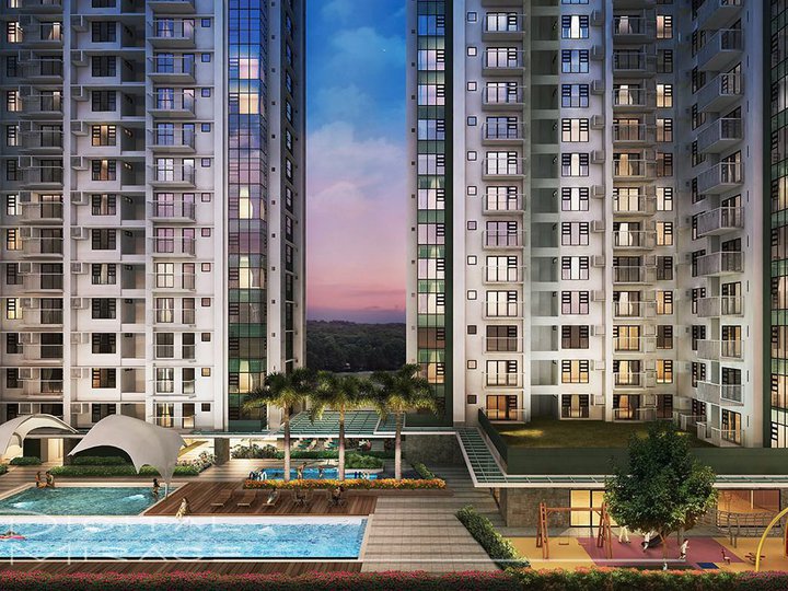 Foreclosed 62.00 sqm 1-bedroom Residential Condo For Sale in Makati