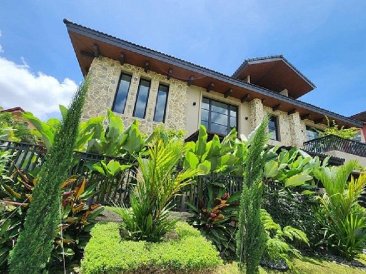 5-Bedroom House for Sale in Portofino Heights Daang-Hari Las Pinas City