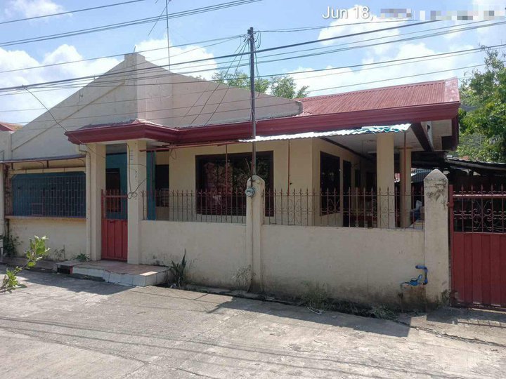 Foreclosed 4-bedroom Single Attached House For Sale in Davao City - GALLERA DE ORO