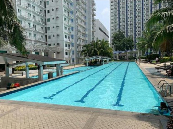 Foreclosed 50.94 sqm 2-bedroom Residential Condo For Sale in Quezon City