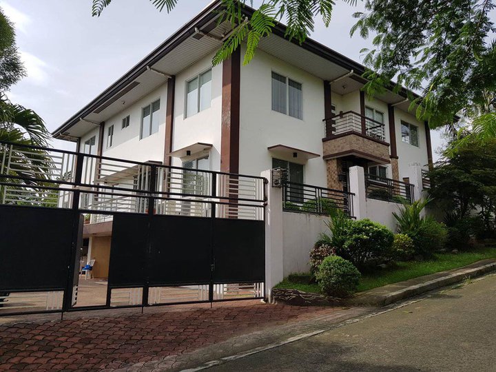 House and Lot FOR SALE in Monteverde Royale Subdivision Taytay Rizal!!
