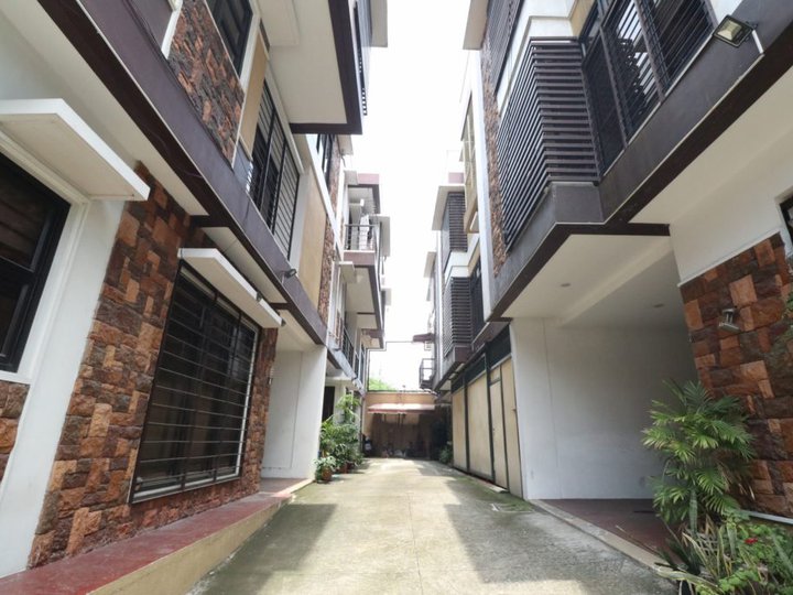 4 Bedroom Townhouse For Sale in Cubao Quezon City PH2508