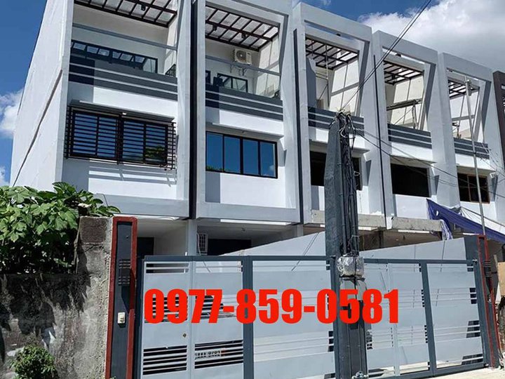 TOWNHOUSE FOR SALE IN TANDANG SORA NR COMMONWEALTH QUEZON CITY