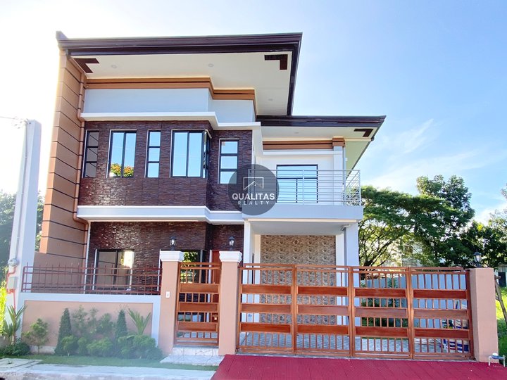 4-bedroom Single Attached House For Sale in Angono Rizal