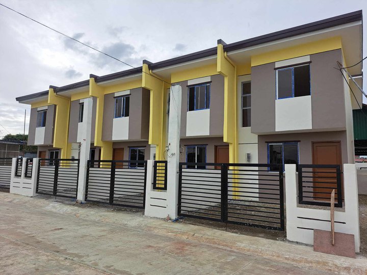 RFO 2-bedroom Townhouse For Sale, May Sariling Gate in Pacifictown, Naic, Cavite