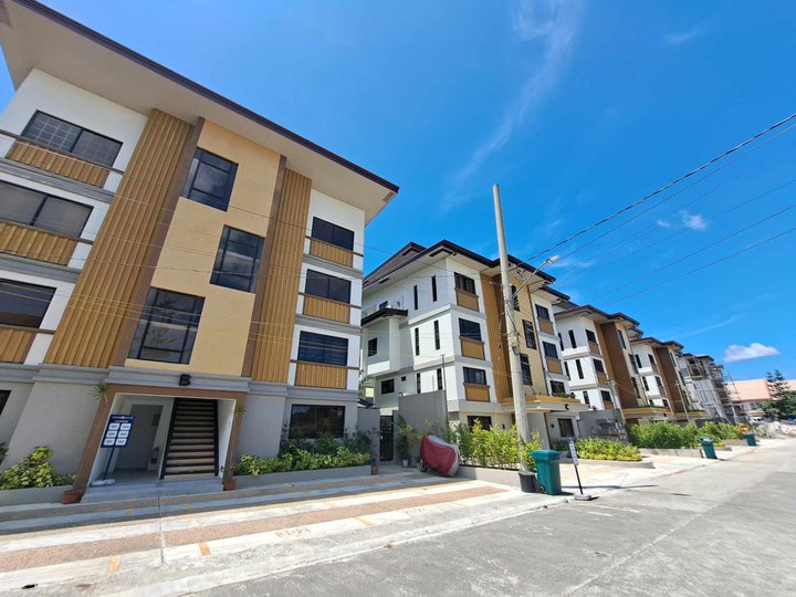 Fully Furnished 1BR Condo Unit for Sale in Tagaytay