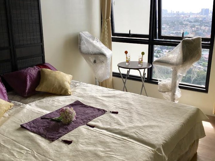 Rush Sale! Penthouse Studio in Vinia Residences!