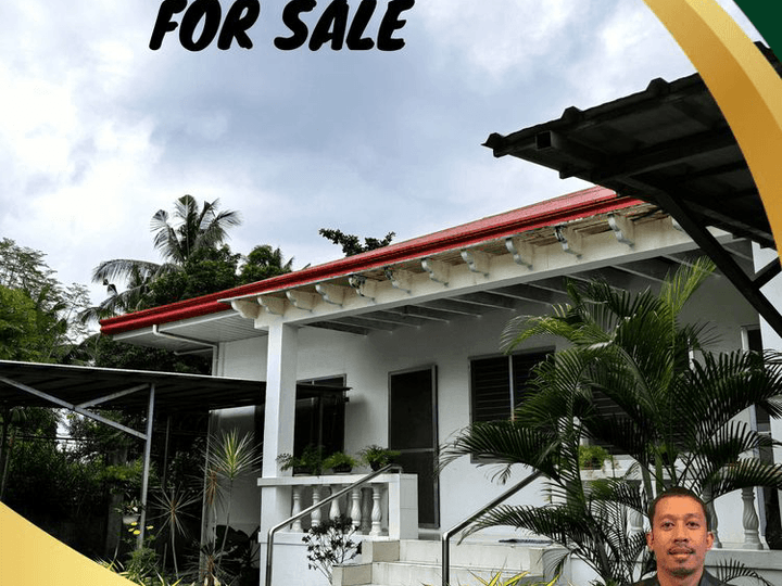 Pre-Owned 3-bedroom House and Lot For Sale in Valencia Luzurriaga Negros Oriental