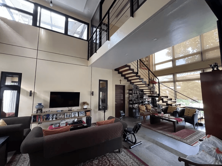 560 sqm House and Lot For Sale in Ayala Southvale Sonera