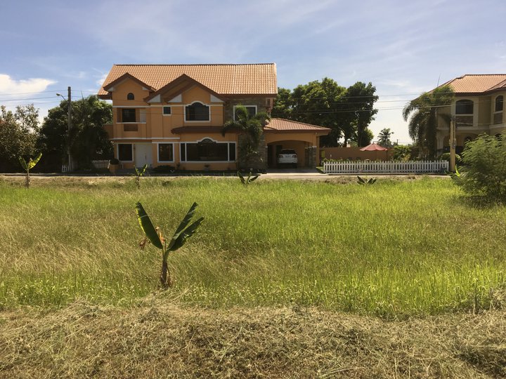 House and Lot, Detached 5 bed/ bathroom in Mangaldan, Pangasinan.