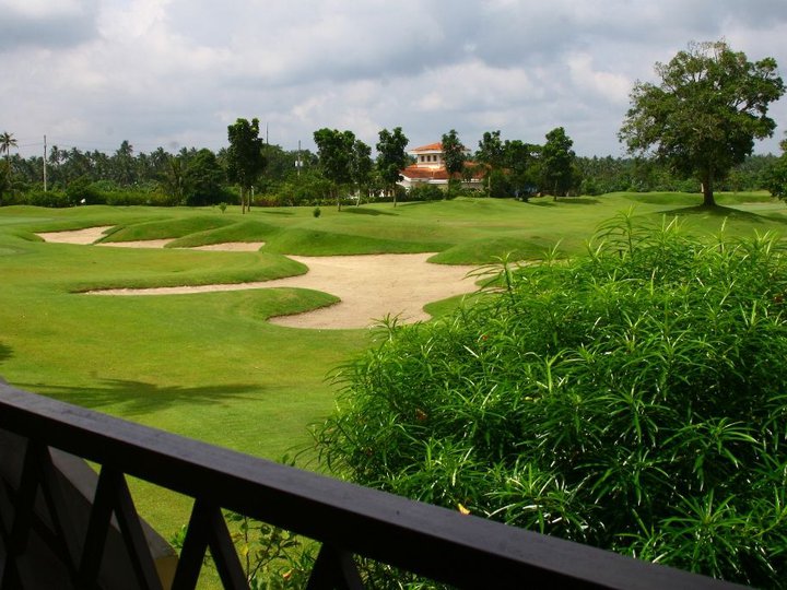 3 bedroom Golf Property House and Lot for Sale in Silang Cavite