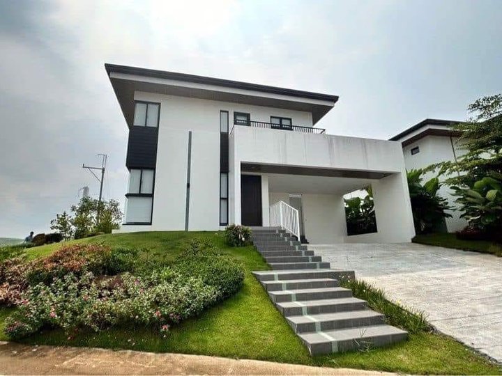 4-bedroom Single Attached House For Sale in Antipolo Rizal