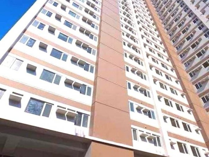 Discounted 48.00 sqm 2-bedroom Residential Condo Rent-to-own in Manila