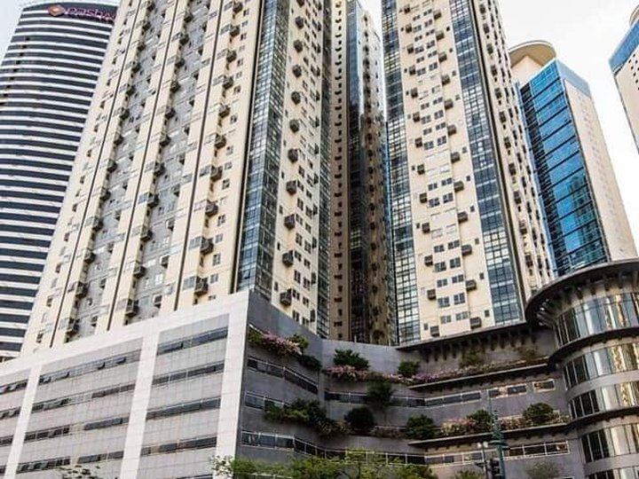 2 BEDROOMS CONDO IN BGC PETS FRIENDLY READY TO MOVE IN [Condo 🏙️