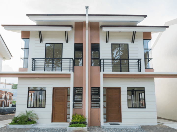 READY TO OCCUPY HOUSE AND LOT FOR SALE IN SERENIS CONSOLACION