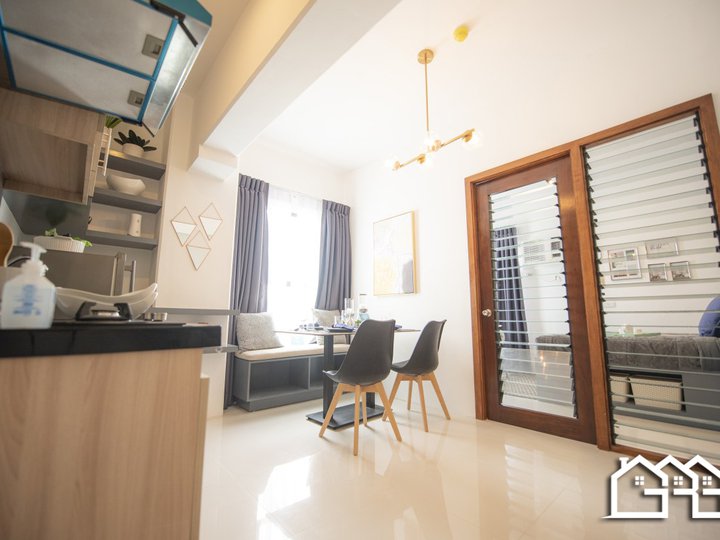 Royal Oceancrest mactan cebu- 1 Bedroom 30sqm w/ balcony For Sale